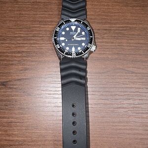 Seiko SKX007 200m automatic diver's watch